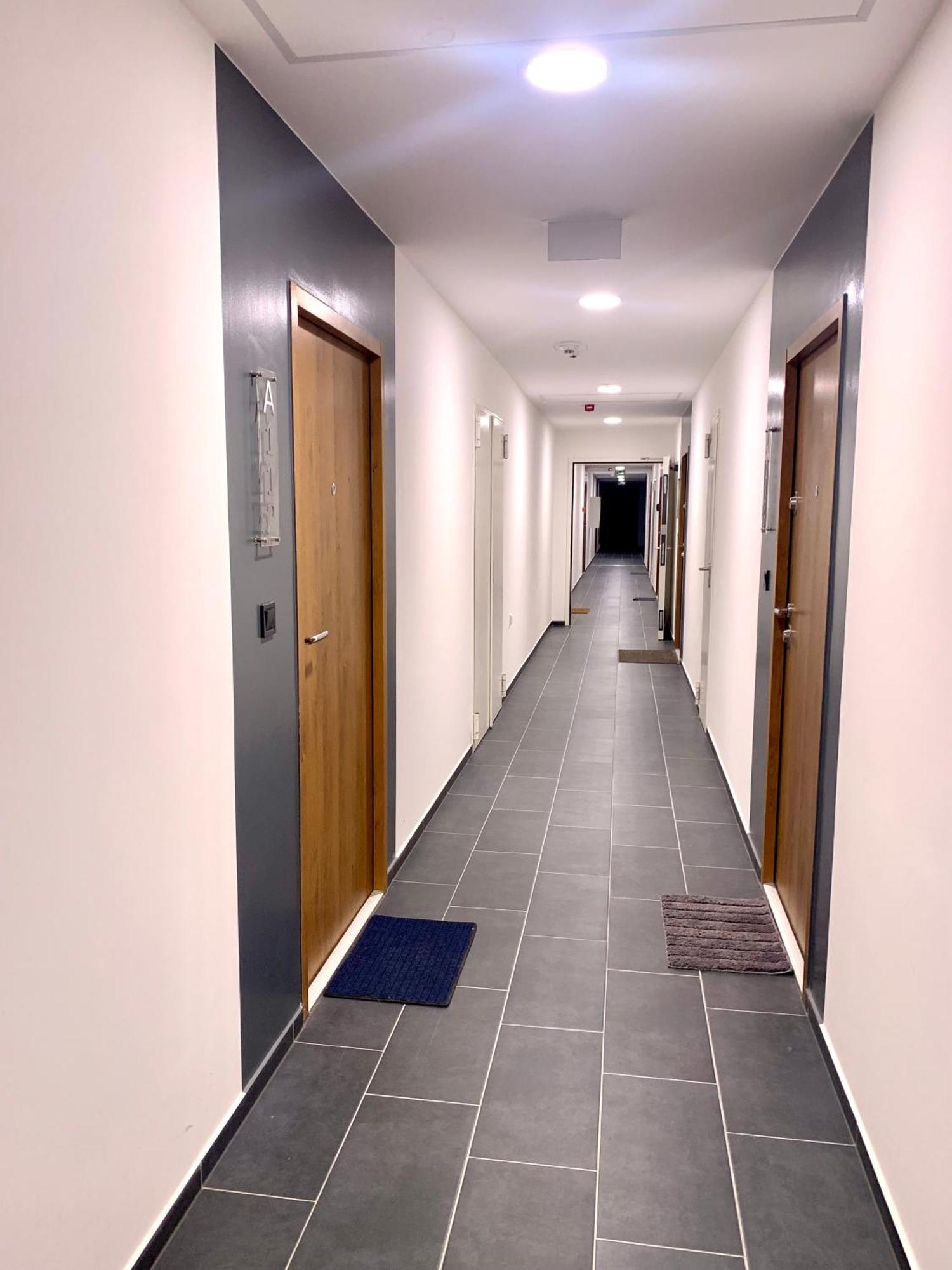 Westside Residence Apartment - Modern & Peaceful - Free Garage! Budapeste Exterior foto